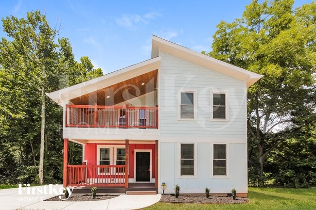 Building Photo - 81 May St