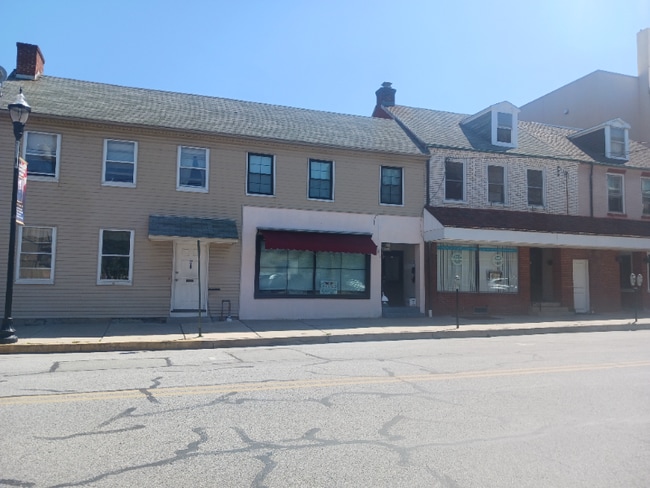 Photo - 17 N 4th St Apartment Unit Rear