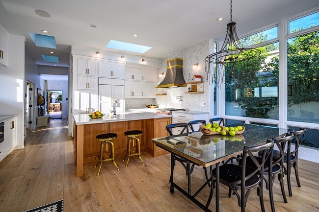 Photo - 334 La Amatista Rd