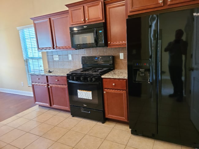 Photo - 4808 Hidden Valley Ct