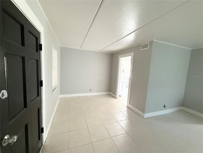 Photo - 302 Spg Gdn Ave S Unit A01