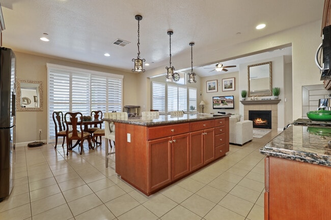 Photo - 3525 Rapallo Way