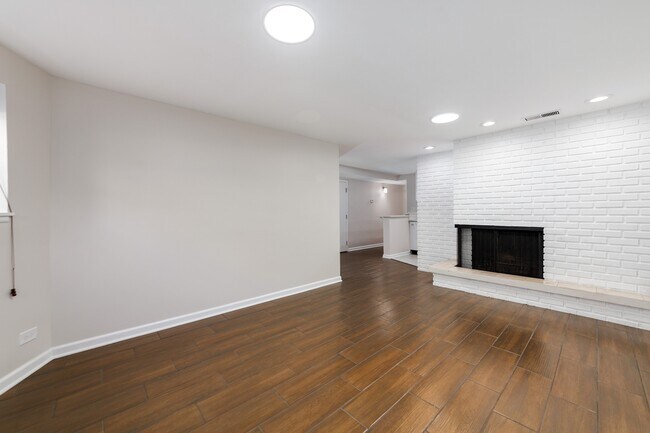 Photo - 2910 N Halsted St Unit 2910 N Halsted St  G