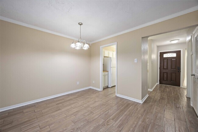 Photo - 2325 W Settler's Way