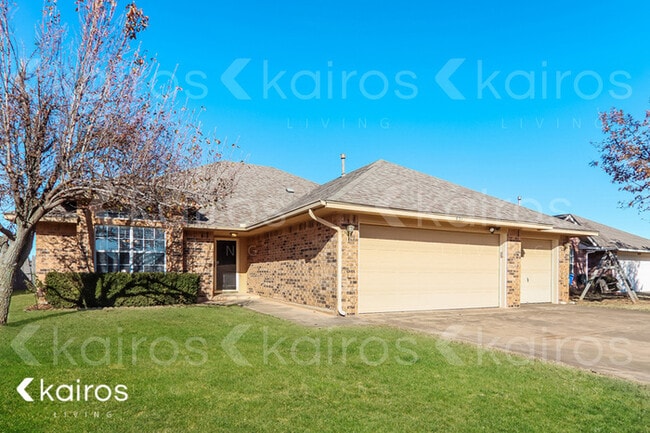 Photo - 631 Hunters Way