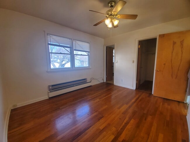 Photo - Burton 6-Plex Unit 3