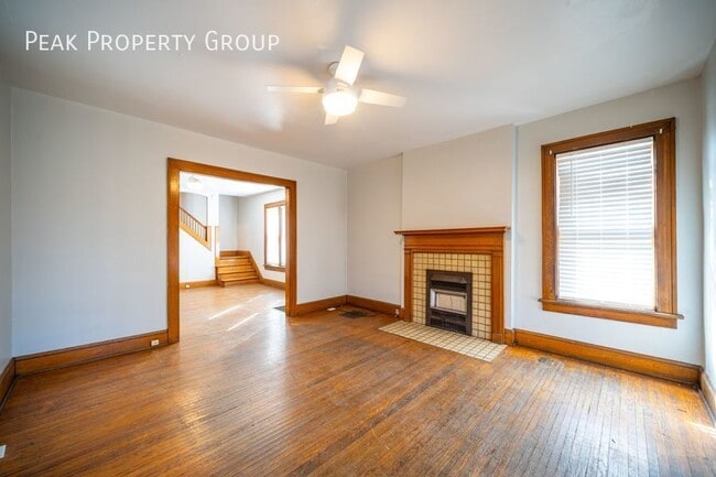 Photo - 828 Dennison Ave