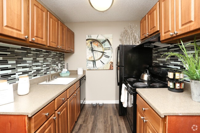 A2 - The Hills on Huebner