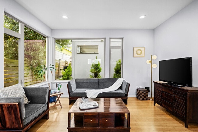 Photo - 4035 Aurora Ave N Apartamento Unidad ID1036060P