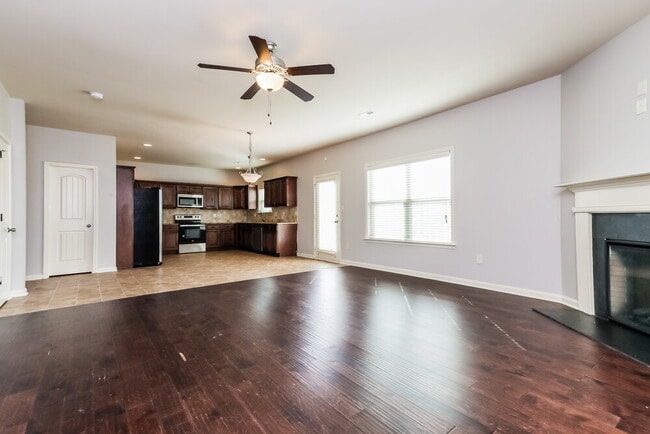 Photo - 3221 Puritan Way