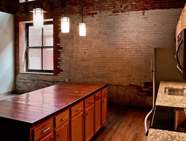 Pershing Hill Lofts