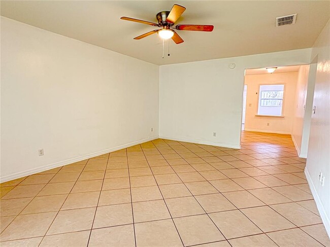 Photo - 1432 Lotus Path