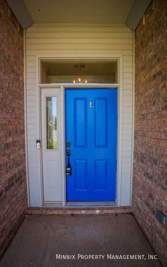 Photo - 3305 103rd St