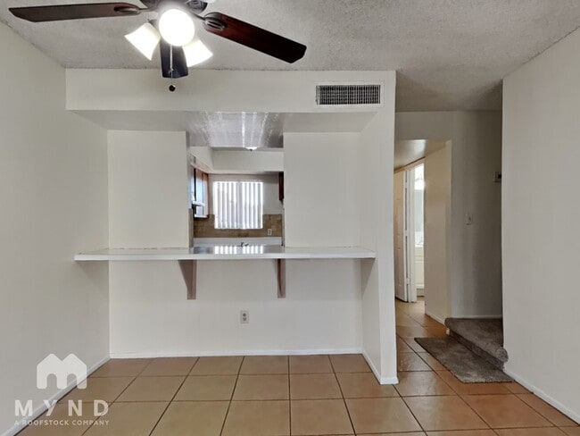 Photo - 2828 E Tierra Buena Ln Unit 103