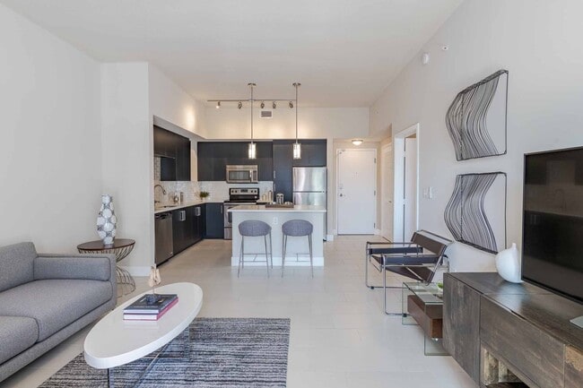 Miro Brickell