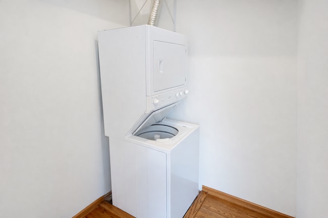 Photo - 2375 W Montana St Unit 2B