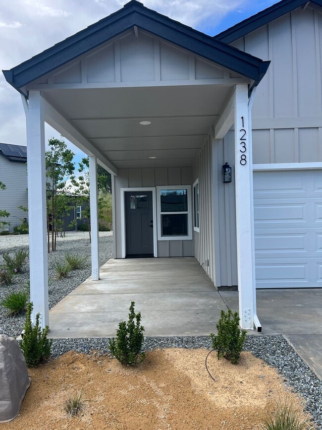 Photo - Brand New Build on Old Alturas - ALL Electric with City of Redding Solar!