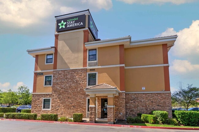 Furnished Studio-Stockton - Tracy