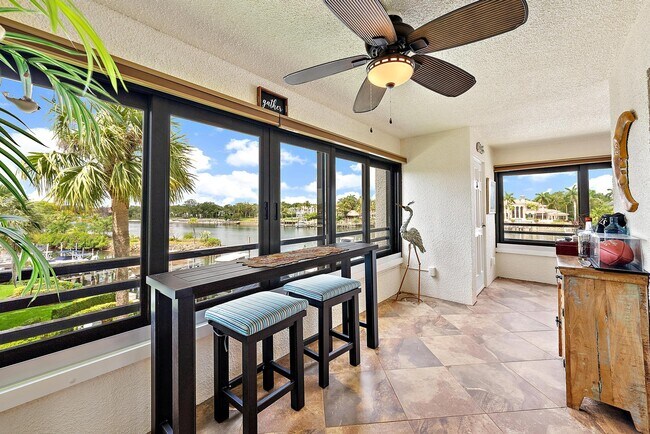Photo - 533 Oak Harbour Dr Unit 533