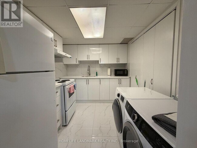 Photo - 98 Van Horne Ave