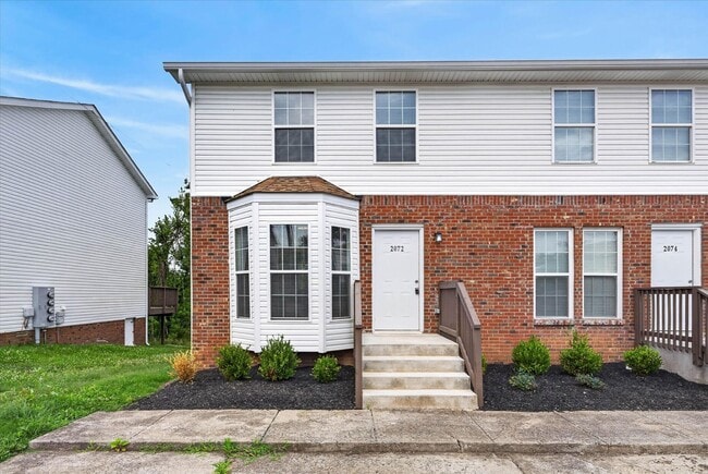 Building Photo - Pet Friendly Two Bedroom!
