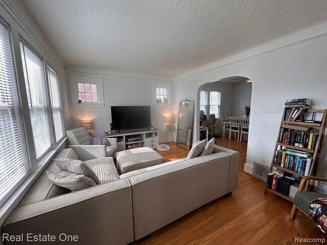 Photo - 122 W Houstonia Ave Unidad A