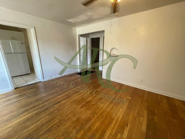 Photo - 416 S Prairie Ave