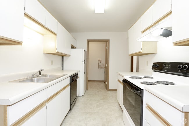 3 dormitorios - Cocina - Oakwood Estates