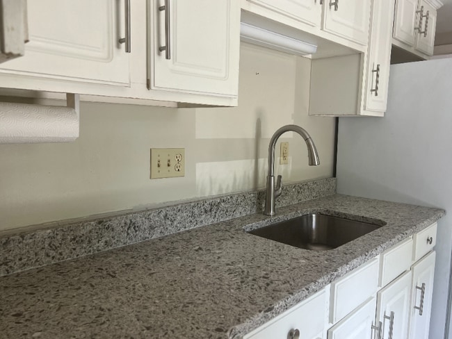 1229 Main St Unidad E