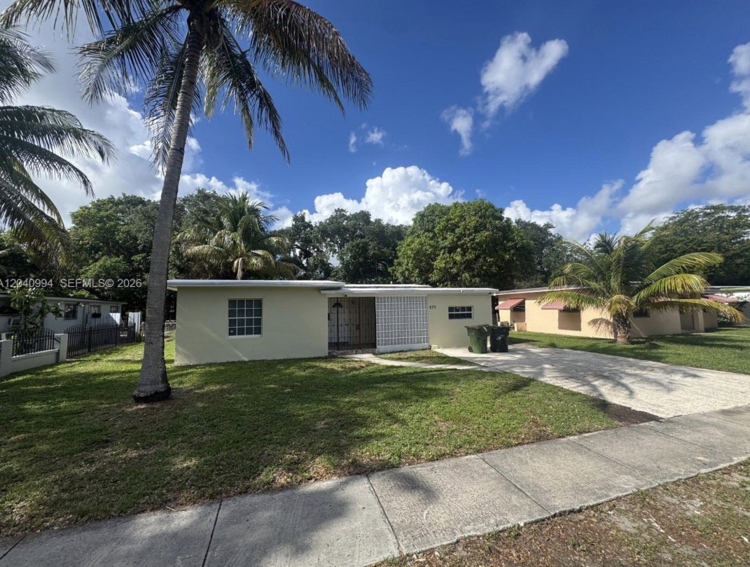 Northeast 141st Street, North Miami, FL 33161 - 4 BR 2 BA detached house - Northeast 141st Street, North Miami, FL 33161 - 4 BR 2 BA detached house