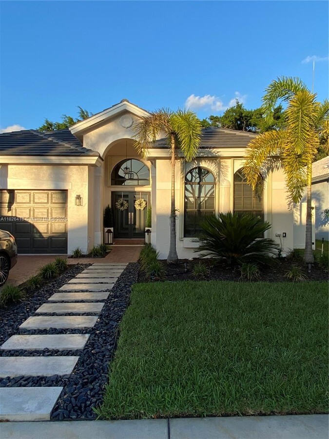Photo - 123 SW 164th Ave Casa