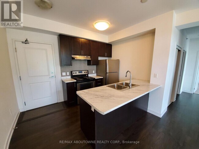 Photo - 2490 Old Bronte Rd Unit 205
