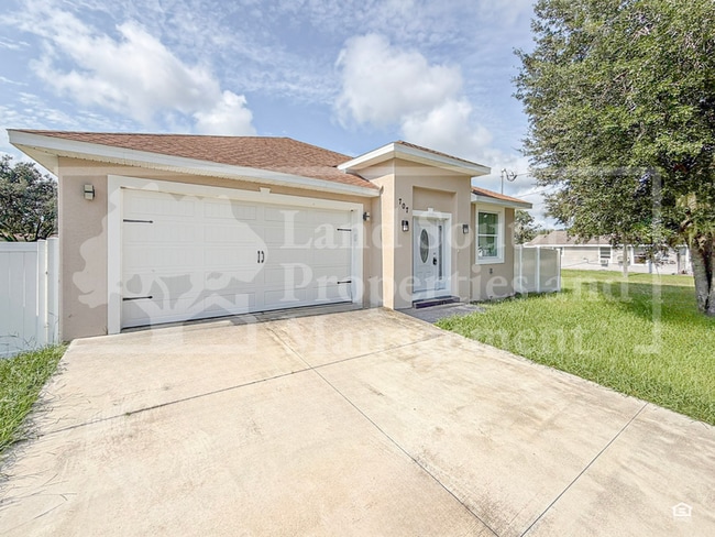Photo - 707 SE 4th St