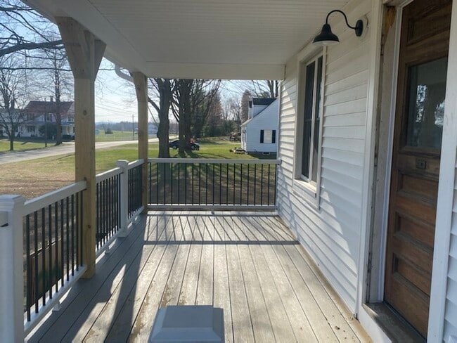 Photo - 82 Comins Rd