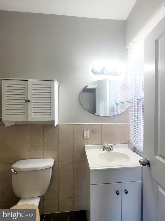 Photo - 1622 Blavis St