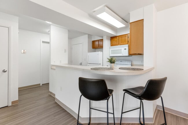 Un dormitorio - Ocean Plaza Apartments