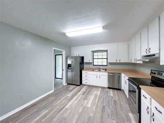 Photo - 6003 NW 36th Pl