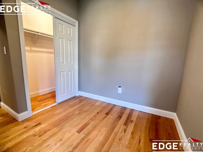 Photo - 27 Orkney Rd Unit 1