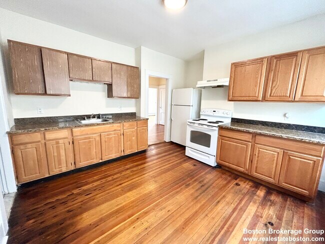 Building Photo - 7 Hesston Ter Rental