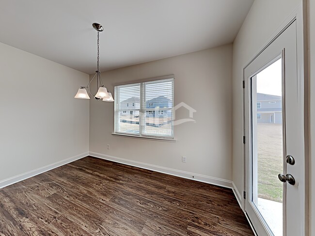 Photo - 3209 Pinemount Rd