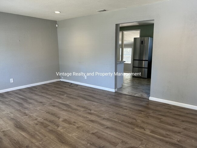 Photo - New On The Rental Market This Nice Single Story 3 Bedroom Home!!!