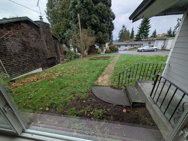 Photo - 10331 Wallingford Ave N