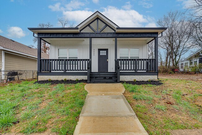Photo - 2405 Kirby Ave House