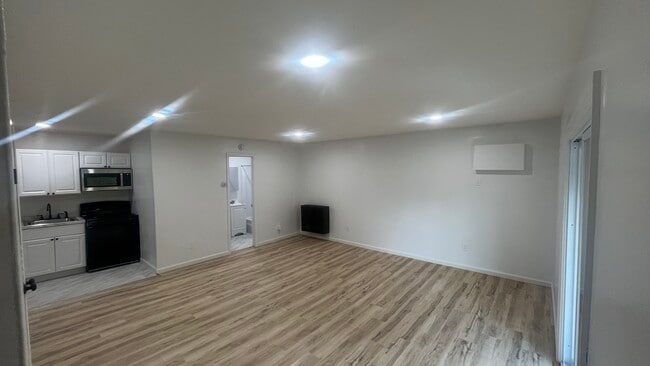 Photo - 510 Stuyvesant Ave Unit 2