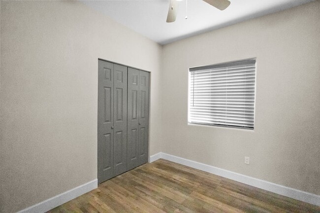 Photo - Great Location in Glendale