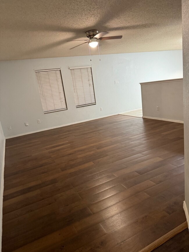 2701 Margaret Ln