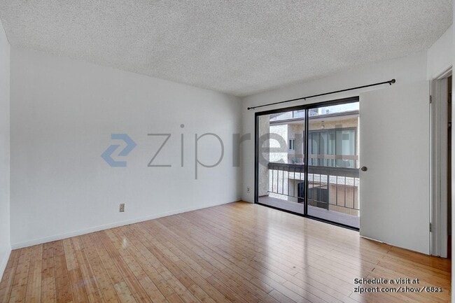 Photo - 320 McHenry Rd