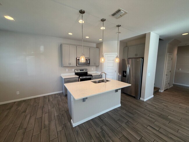 Photo - Unique opportunity! Rent a NEWER home in Tempe!! This home features 4 bedrooms & 3.5 baths with 2...