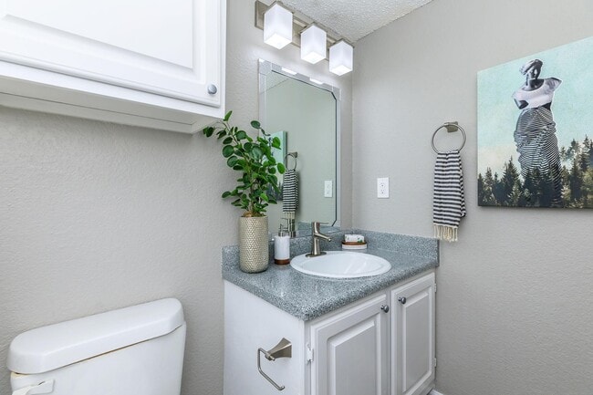 Photo - 8900 N Interstate Hwy 35 Unit 2154