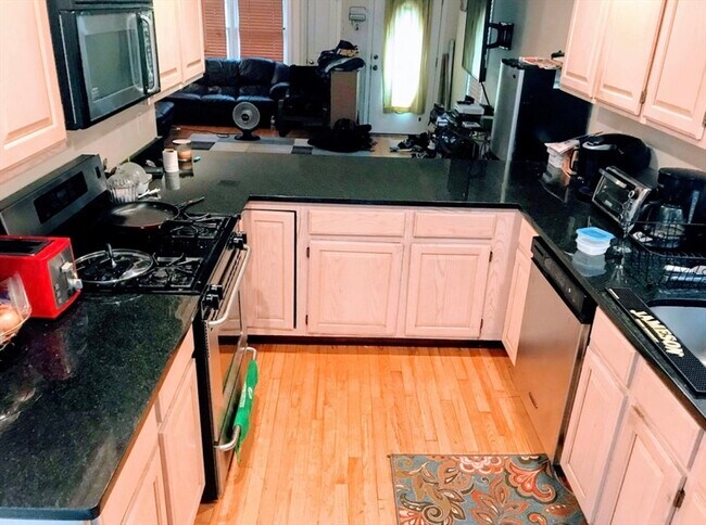 Photo - 6 Harleston St